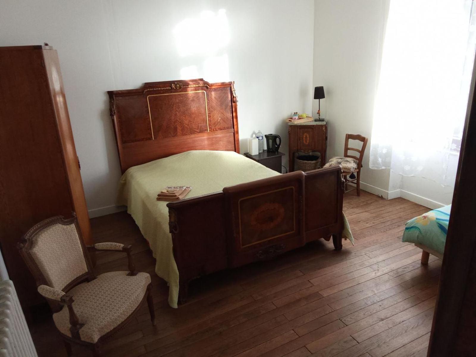 Chambre Dans Maison Bourgeoise Otel Airvault Dış mekan fotoğraf